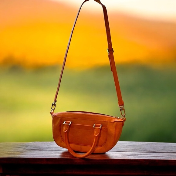 Louis Vuitton Handbags - Rare Louis Vuitton Epi Orange Shoulder Bag